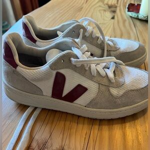 Veja Recife sneakers size 7 red leather